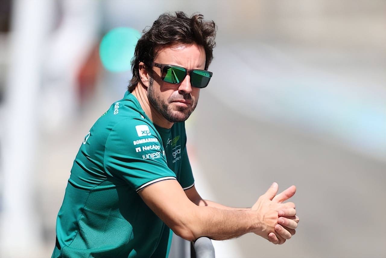 F1夜战：渝州飞鹰队强势横扫燕山犀牛队，速度优势明显黑马成最大惊喜的简单介绍